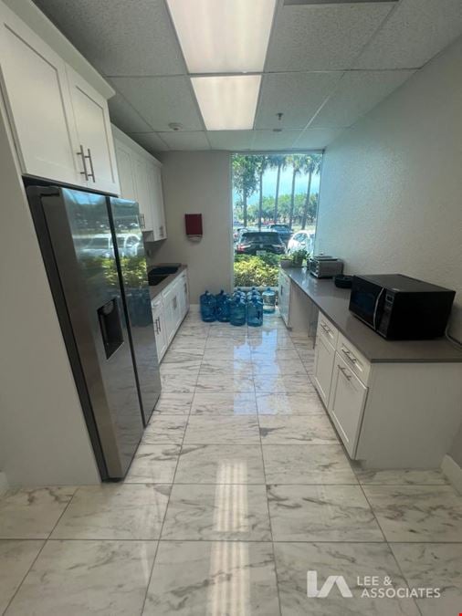 Prologis Atlantic Business Center | Sublease 13.870k SF Pompano Beach Warehouse 