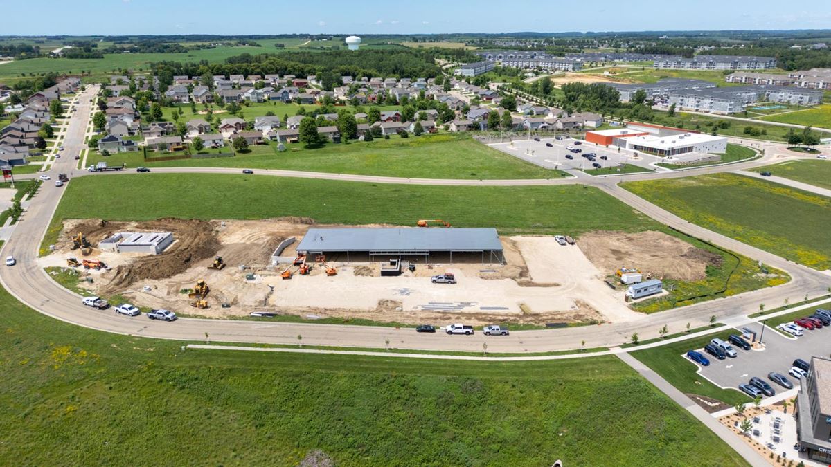 3629 Sarah Place NW - West Circle Drive Retail Plaza