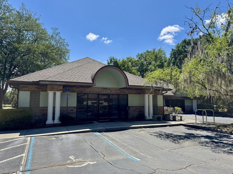 Free Standing Medical Office Building (former dentist office)