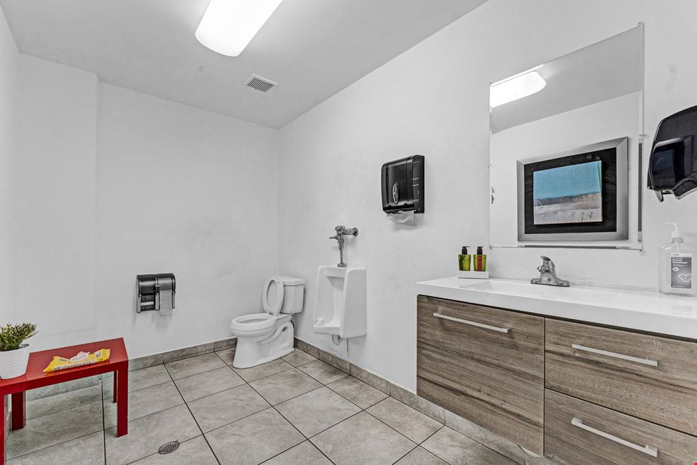 6850 NW 74th St - 13,190 Sq. Ft.