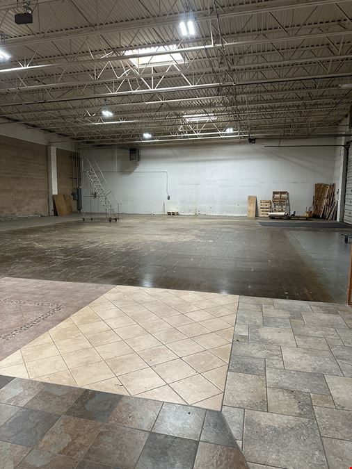 Office/ Warehouse / Retail