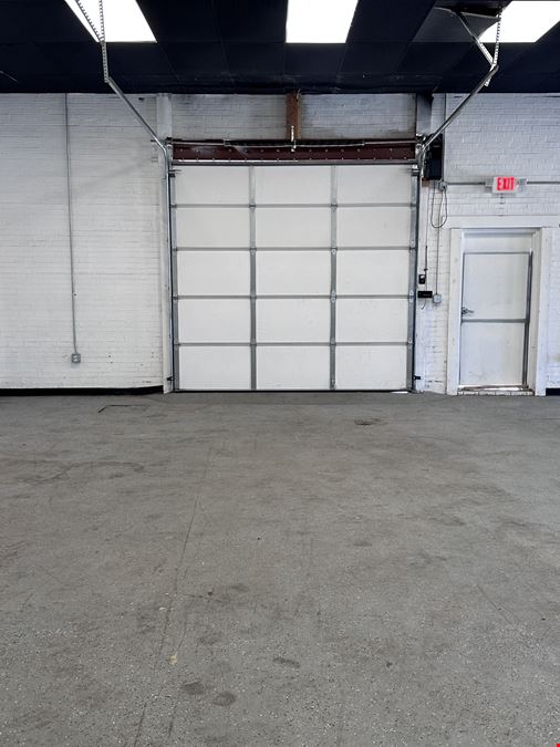 NEWLY RENOVATED FLEX WAREHOUSE