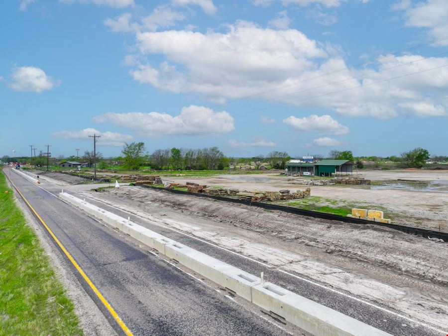 Gravel Yard for Lease in Caddo Mills