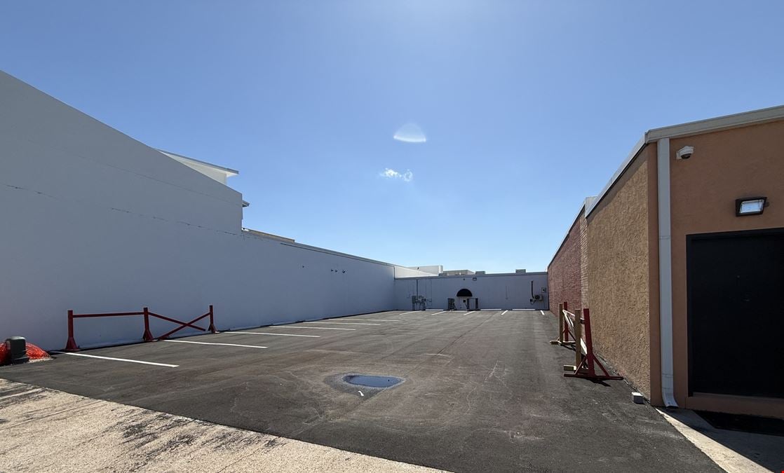 Retail Storefront for Lease in Downtown Panama City | 550 Harrison Avenue