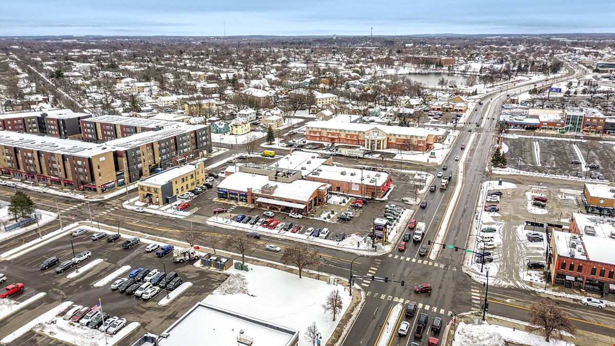 Chipotle, Chase Bank, Noodles & Company | Retail Strip