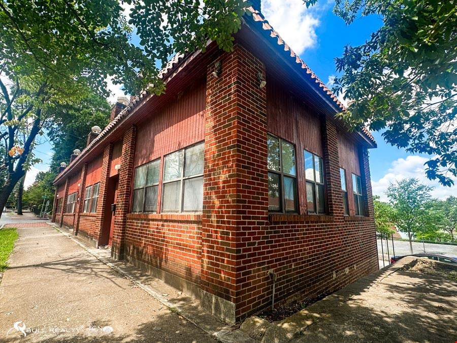 Unique Triplex in O4W Neighborhood (Atlanta)