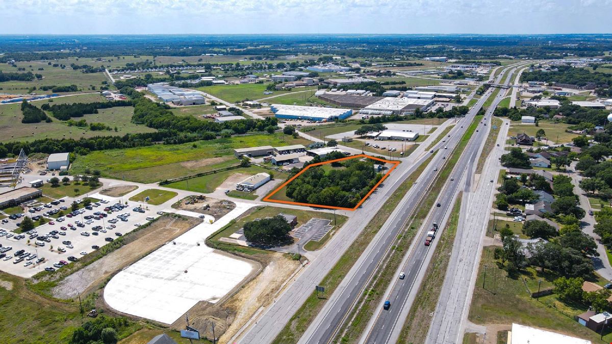 1083 Highway 290
