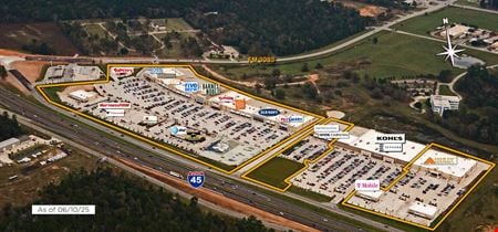 Preview of Retail space for Rent at 2804 I-45 North