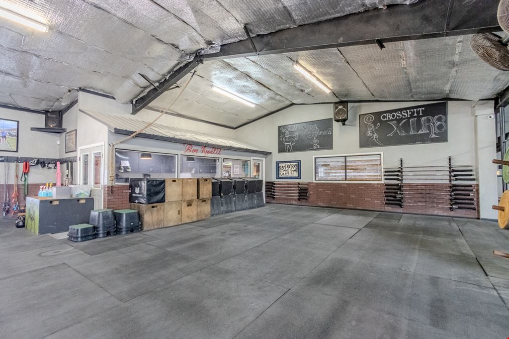300 N Highway 35