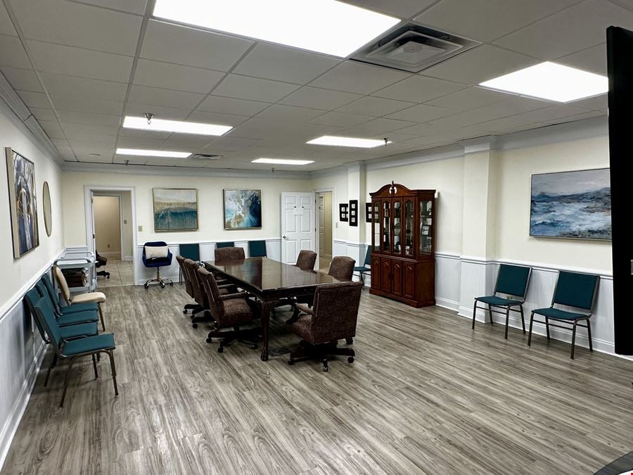 1000 Corporate Pointe