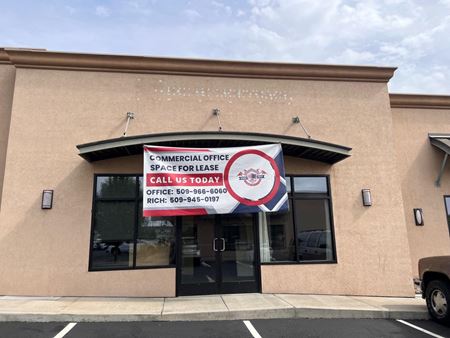 Preview of Commercial space for Rent at 4702 Summitview
