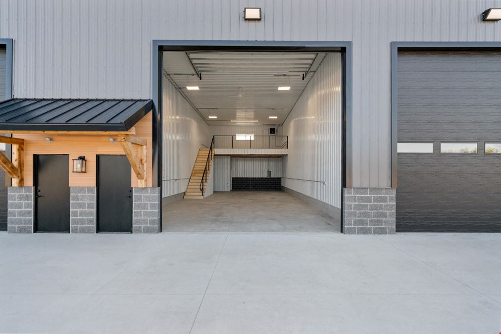 5384 Commerce Boulevard, D404, Indian River, MI, 49749