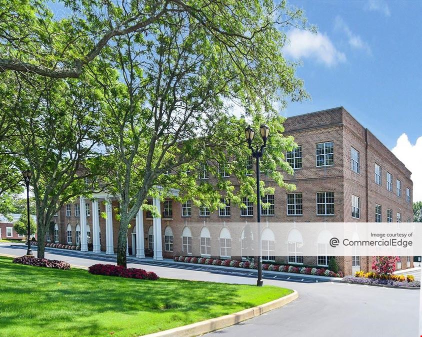 Smithtown Executive Plaza