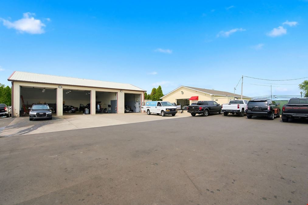 Commercial Building on ±2 Acres For Sale