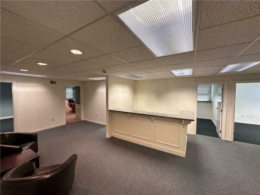 McKnight East Professional Office