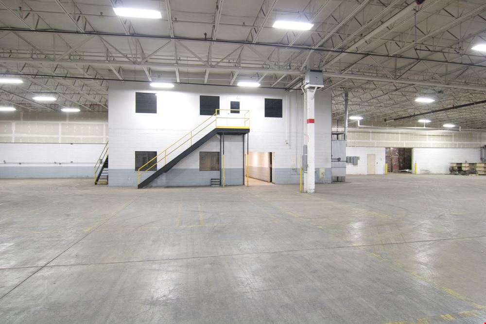 Growth Parkway - 300 - Angola