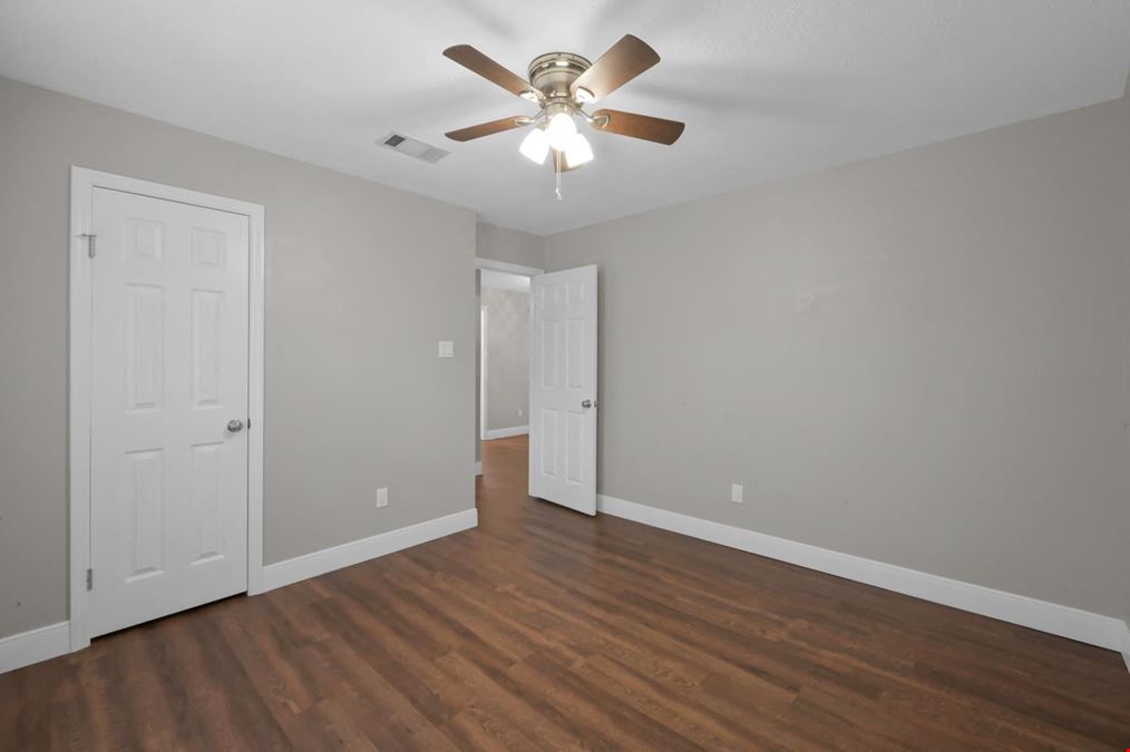 23 Greentwig Place