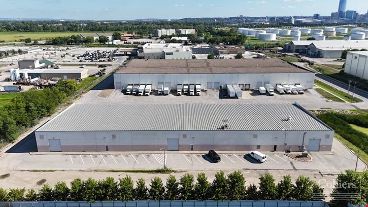 2675 N 9th St, Carter Lake, IA
