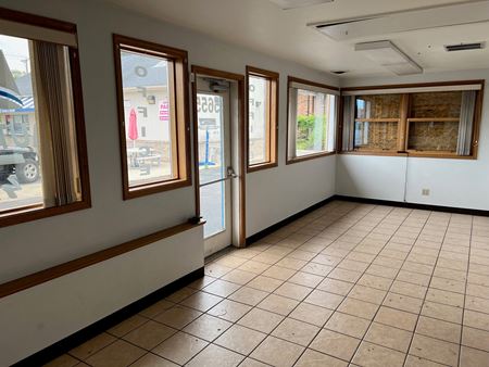 Preview of commercial space at 5655 Secor Road