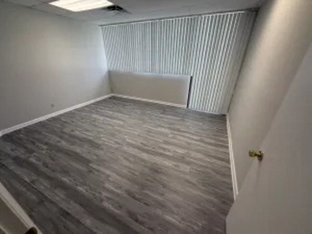 1803 SF Suite 103 PROFESSIONAL & MEDICAL OFFICE SPACE FOR LEASE(Leased)