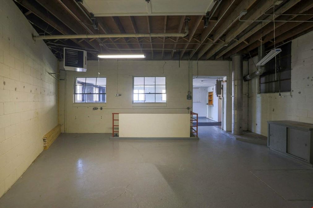 Office-Warehouse-Flex Space For Lease (Outdoor Storage)