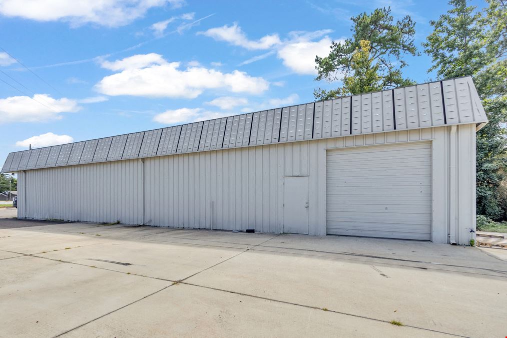 Retail/Warehouse Commercial Building