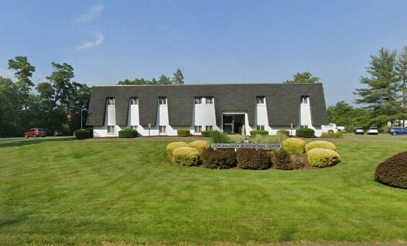 123 Dwight Rd