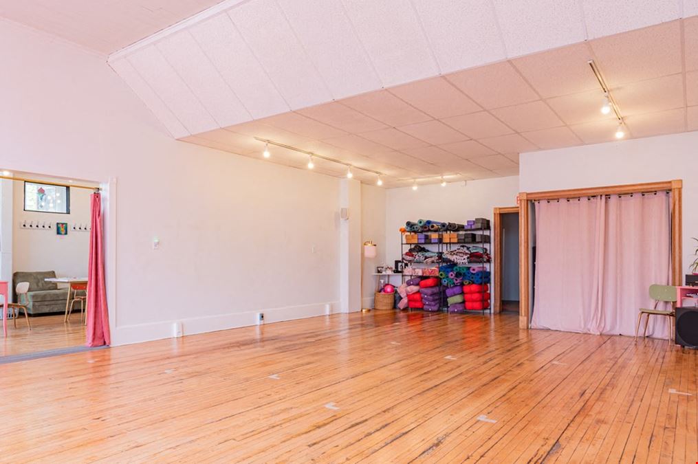 56 W Maple St