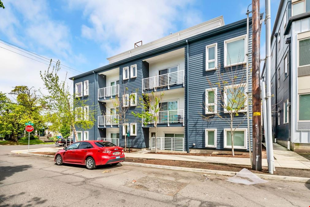 330 Dekum Apartments