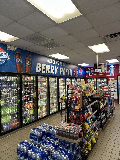 Berry Patch Market & Grill
