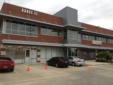 Preview of Retail space for Rent at 5410 Bellaire Blvd
