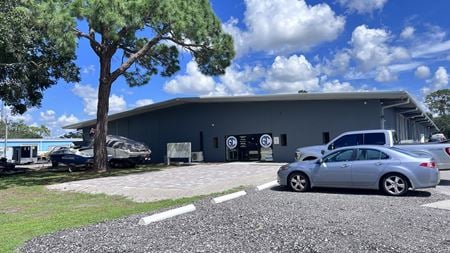 Preview of commercial space at 1705 Cattlemen Rd