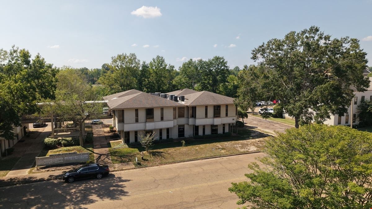 14 Northtown Drive