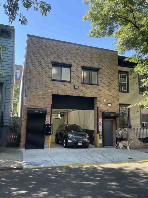 248 Boerum St