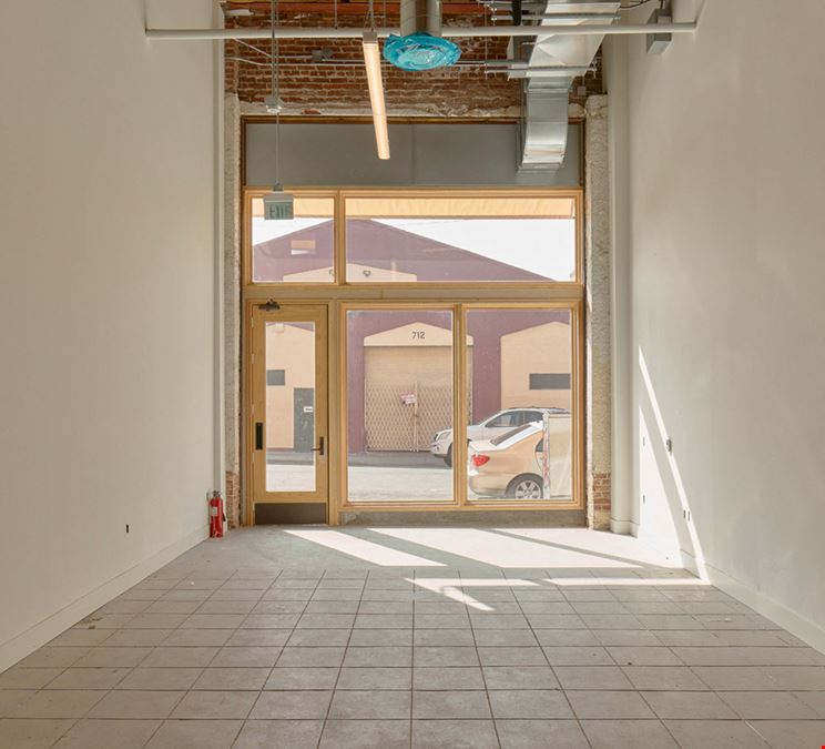 2500 W 7th St