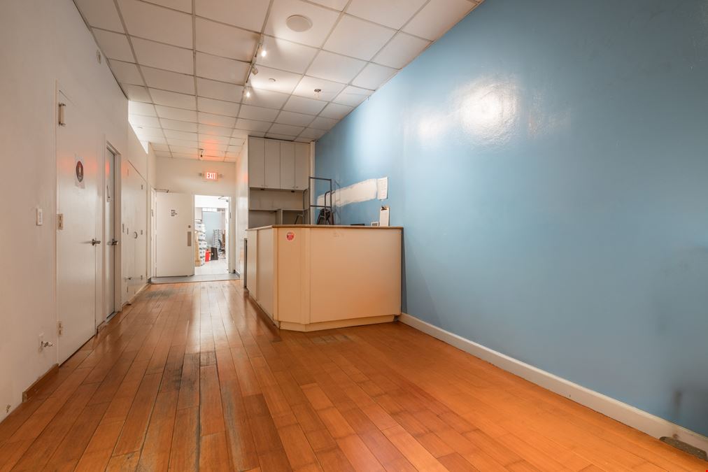 1,400 SF | 143 W 72nd Street | Upper West Side 3rd Floor Retail/Office Space for Lease