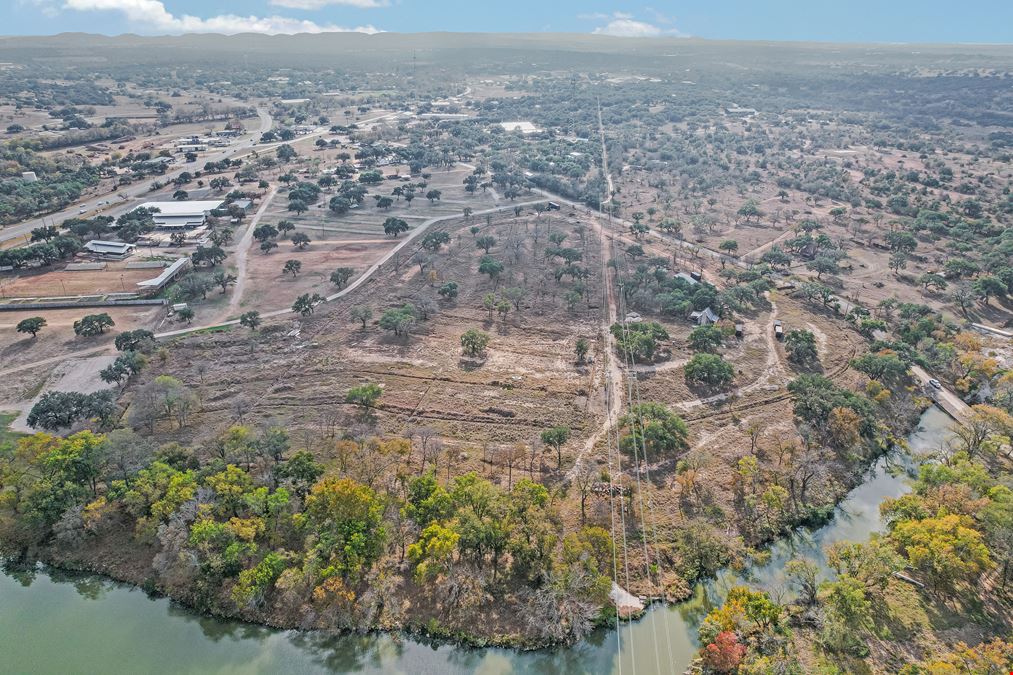 676 Old River Crossing Johnson City Property