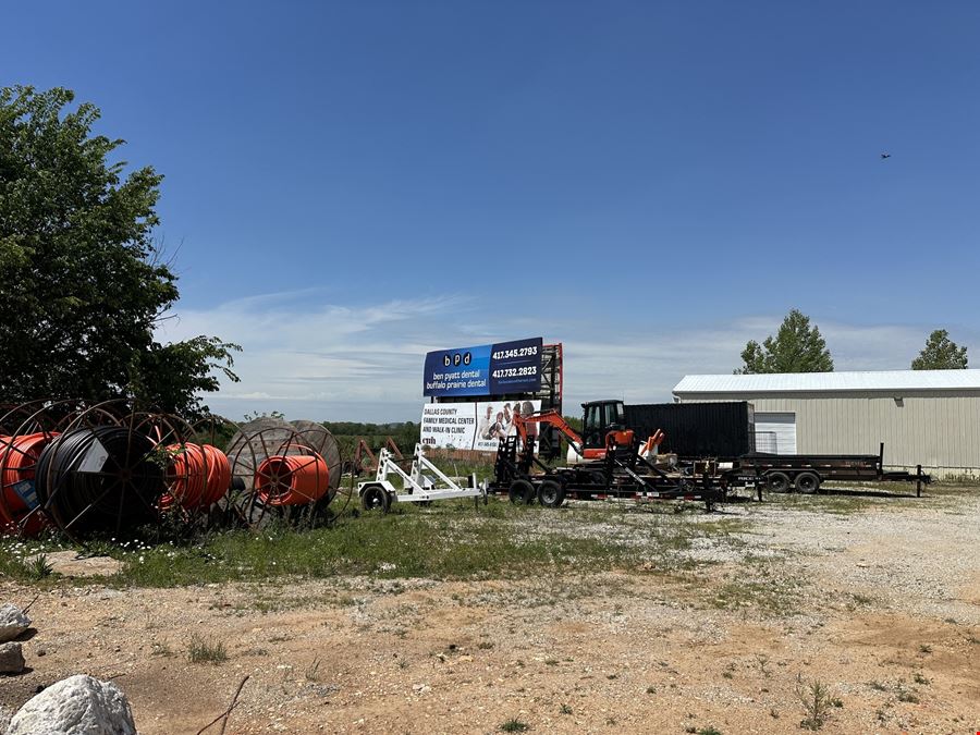5,040 SF Warehouse & Contractor Yard for Lease with 2.42 Acres on Highway 65