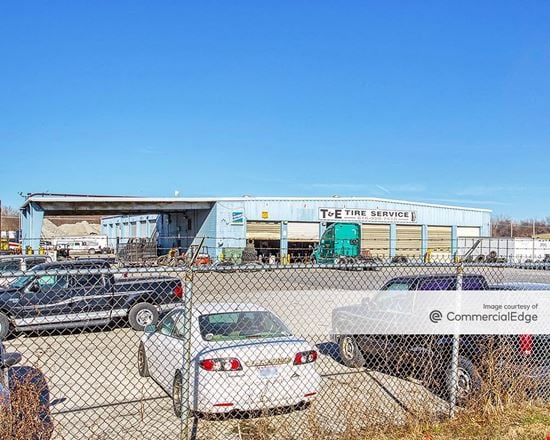 Preview of Industrial space for Rent at 4950 Stilwell Street