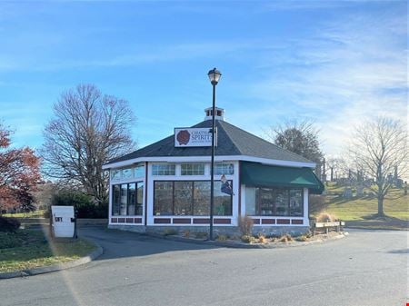 Preview of Retail space for Rent at 42 E High St
