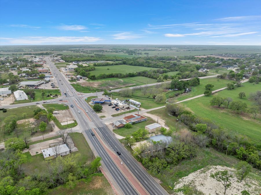 201 W Highway 84