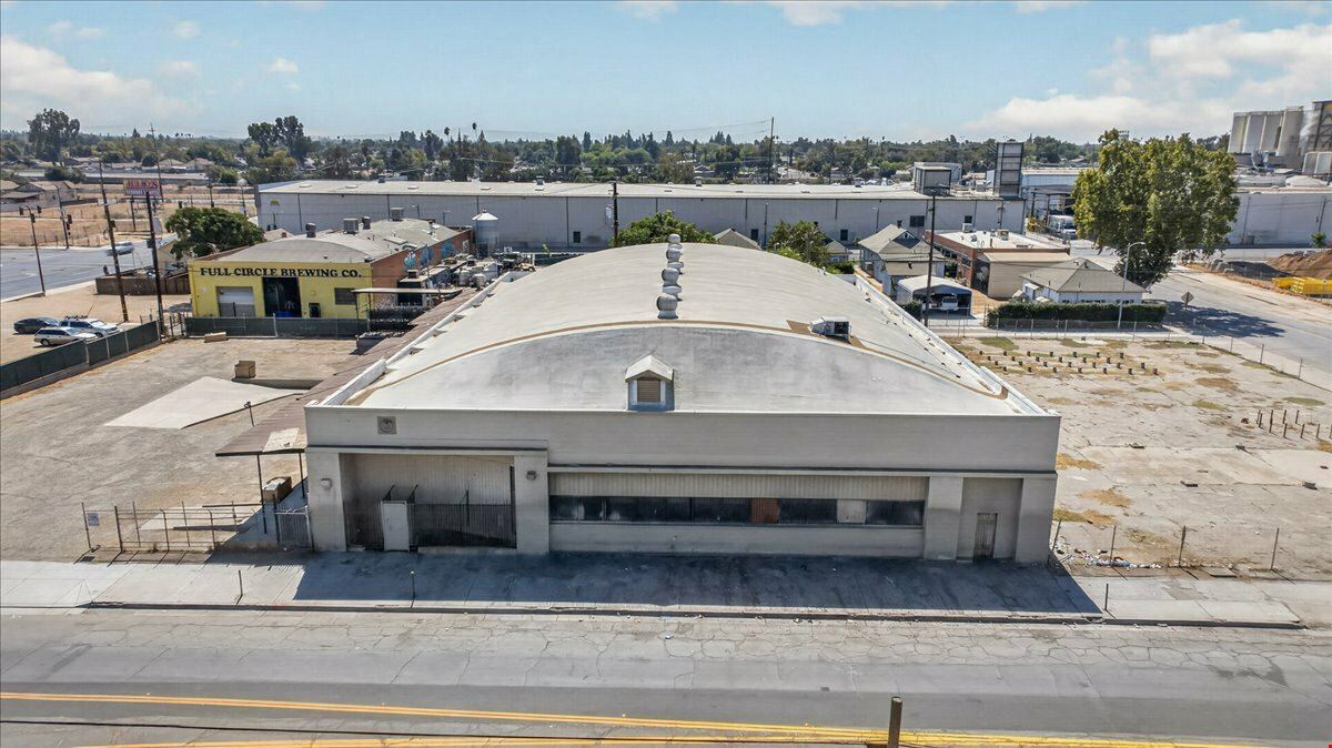±15,300 SF Freestanding Industrial Building + Large Yard Area - CA-41 Exposure