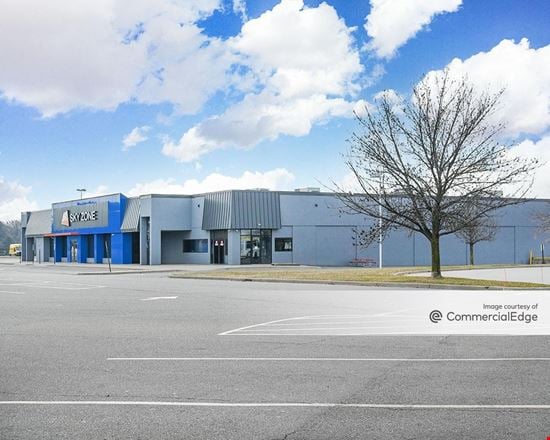 Preview of Retail space for Sale at 76 Northtown Drive