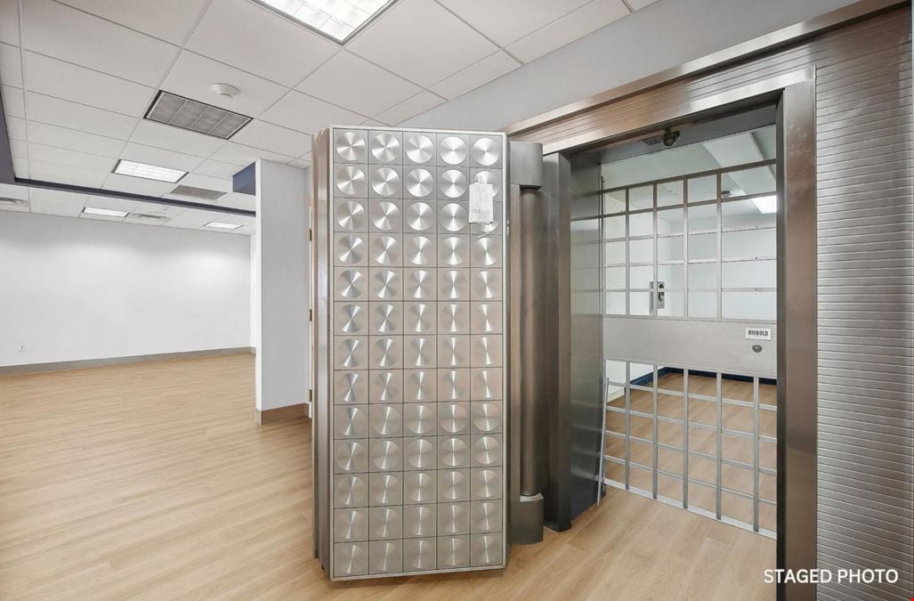 22 N Broad St Suite A