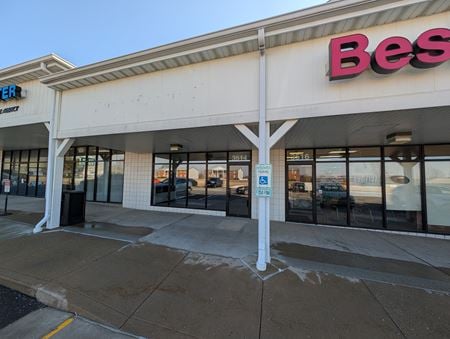 Preview of Office space for Rent at 3514 West Willow Knolls Drive
