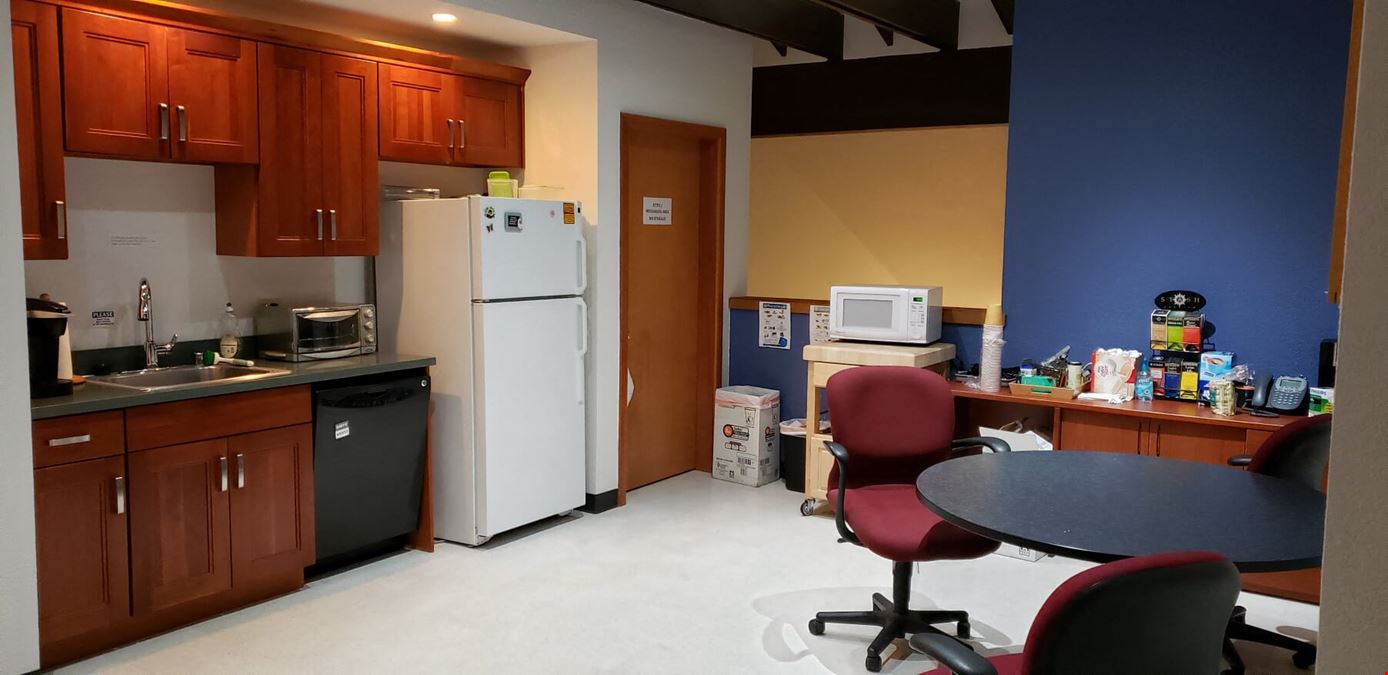 Rockwood Office Park | 1408 Building