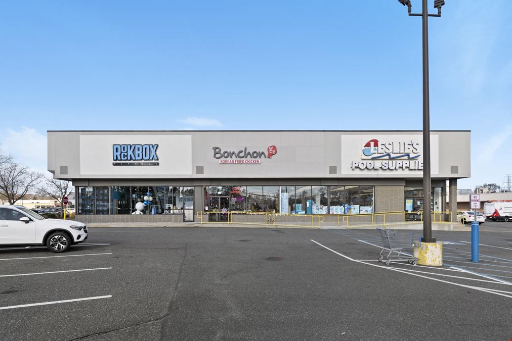 Centereach Square