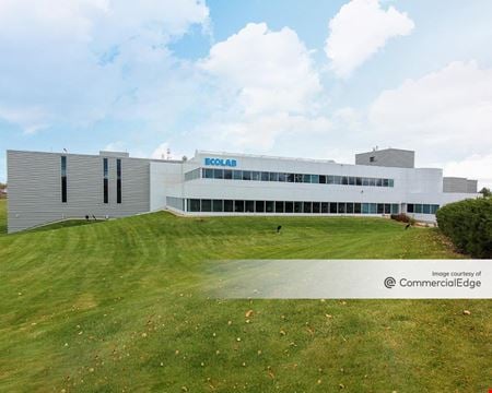 Preview of Industrial space for Rent at Lone Oak Rd