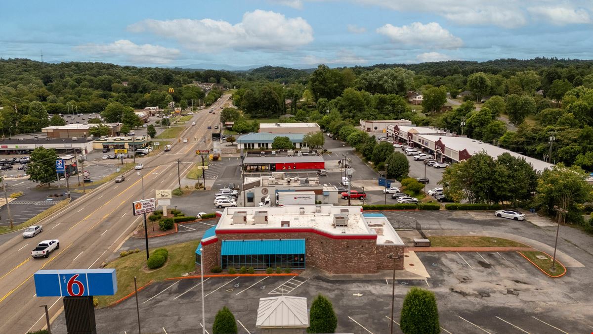 Vacant Restaurant Building In Colonial Heights