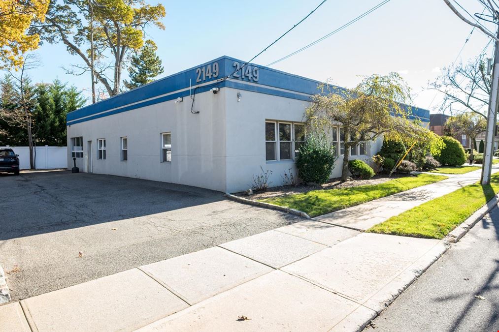 2149 Wantagh Ave